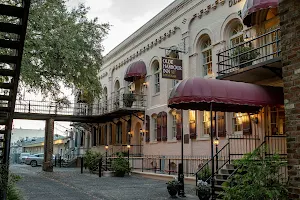 Olde Harbour Inn, Historic Inns of Savannah image
