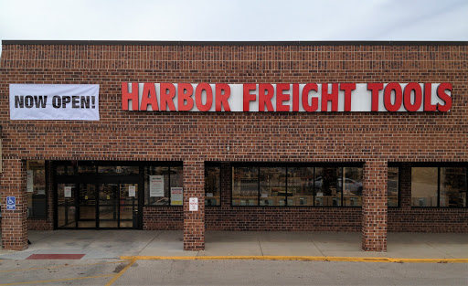 Hardware Store «Harbor Freight Tools», reviews and photos, 6324 Northwest Hwy, Crystal Lake, IL 60014, USA