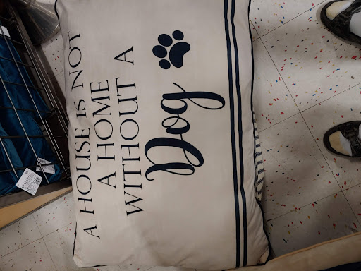 Petco image