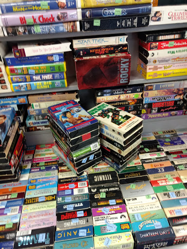 Thrift Store «Goodwill Manchester Store & Donation Station», reviews and photos