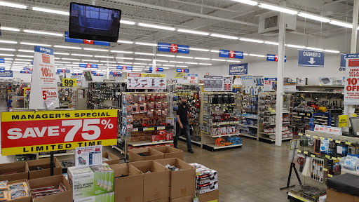 Hardware Store «Harbor Freight Tools», reviews and photos, 10101 E Washington St, Indianapolis, IN 46229, USA