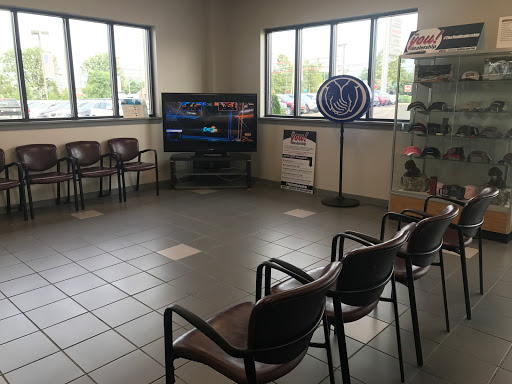 Car Dealer «Dodge Chrysler Jeep City», reviews and photos