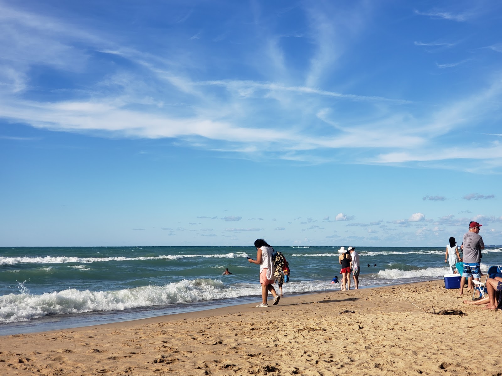 Foto di Town Line Beach con costa lunga e dritta