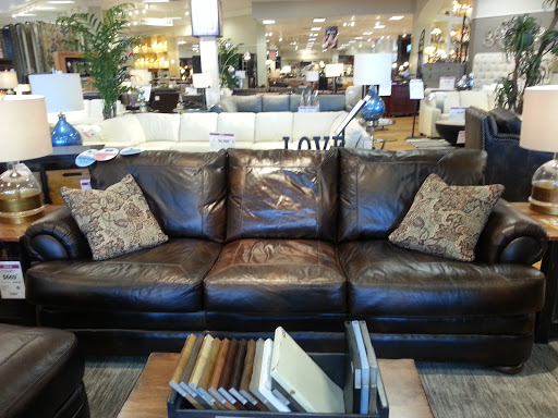 Furniture Store «Steinhafels Furniture», reviews and photos, 569 N Milwaukee Ave, Vernon Hills, IL 60061, USA