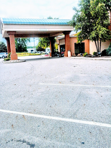 Hotel «Courtyard by Marriott Canton», reviews and photos, 4375 Metro Cir NW, North Canton, OH 44720, USA