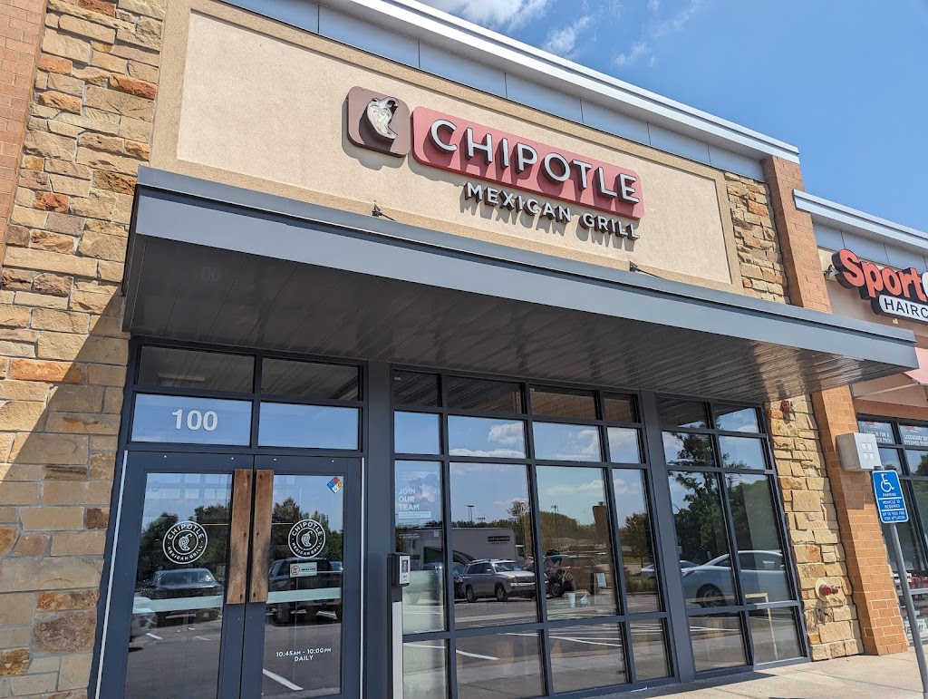 Chipotle Mexican Grill 55126