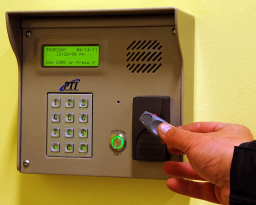 Self-Storage Facility «Safeguard Self Storage», reviews and photos, 1635 Albany Ave, Brooklyn, NY 11210, USA