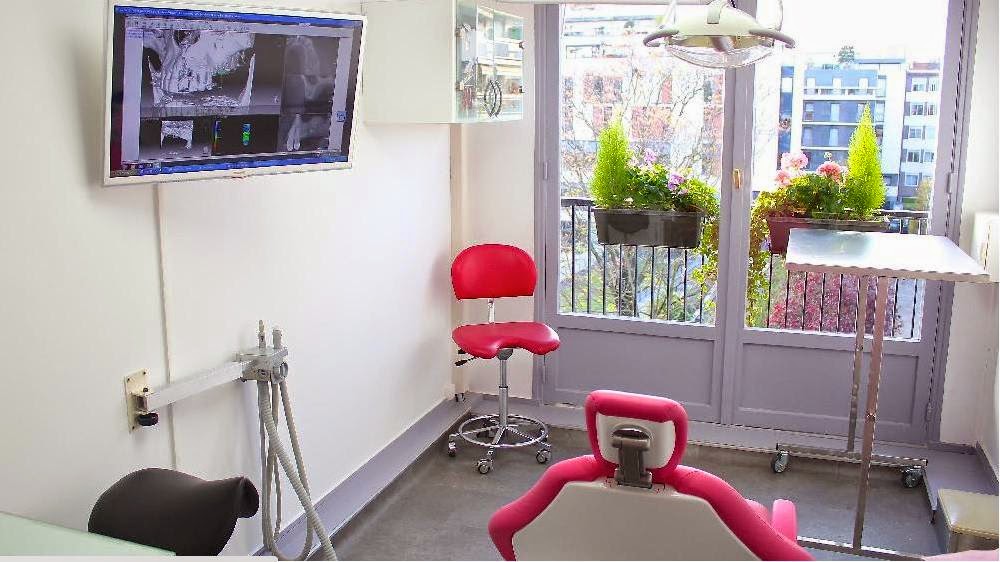 Cabinet Dentaire TBM- Implant Dentaire-Chirurgie Buccale-Chirurgien Dentiste-Dentiste Boulogne à Boulogne-Billancourt