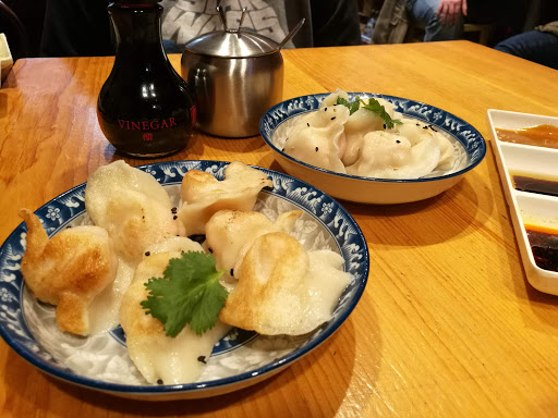 La Maison de Mademoiselle Dumpling Montreal