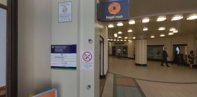 Comments and reviews of Bagel Factory Leeds Station