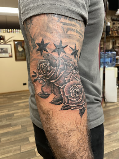 Explore alabama football tattoo ideas, creative tattoo ideas in Carpentersville, available at Vanity Tattoo