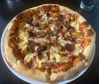 Plats et boissons du Pizzeria Pizza Gadiamb à Saint-Pierre - n°15