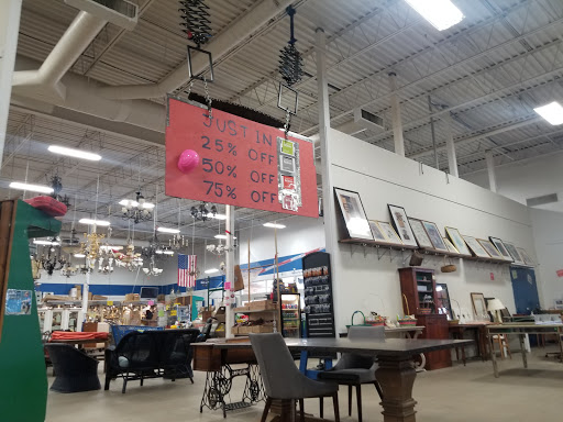 Building Materials Store «ReStore Fox Valley Habitat for Humanity», reviews and photos, 4100 Fox Valley Center Dr, Aurora, IL 60504, USA