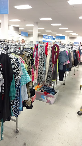 Thrift Store «Goodwill Englewood», reviews and photos, 4160 S Broadway, Englewood, CO 80113, USA