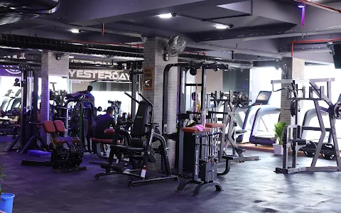 SK9 Fitness Studio | Unisex Gym image