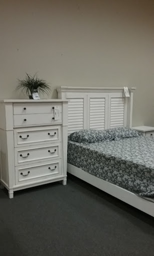 Furniture Store «The Dump Furniture Outlet», reviews and photos, 5700 NJ-42, Turnersville, NJ 08012, USA