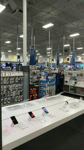 Electronics Store «Best Buy», reviews and photos, 12765 Harper Village Dr #160, Battle Creek, MI 49014, USA