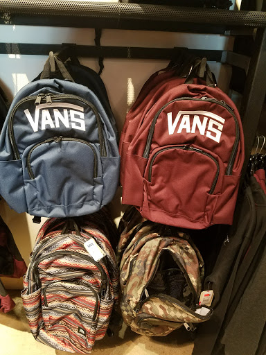 Shoe Store «Vans», reviews and photos, 485 N Tustin St, Orange, CA 92867, USA