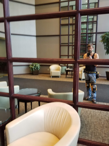 Jewelry Store «Iowa Diamond», reviews and photos, 4601 Westown Pkwy #215, West Des Moines, IA 50266, USA