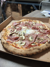 Photos du propriétaire du Pizzeria La grange à pizza à Saint-Maurice-de-Gourdans - n°19