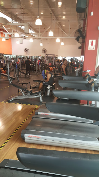 Bodytech - Plaza Vea Brasil, Av. Brasil 1599, Jesús María 15072