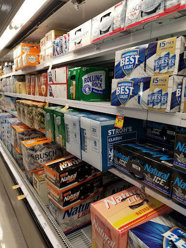 Grocery Store «Meijer», reviews and photos, 8401 26 Mile Rd, Washington, MI 48094, USA