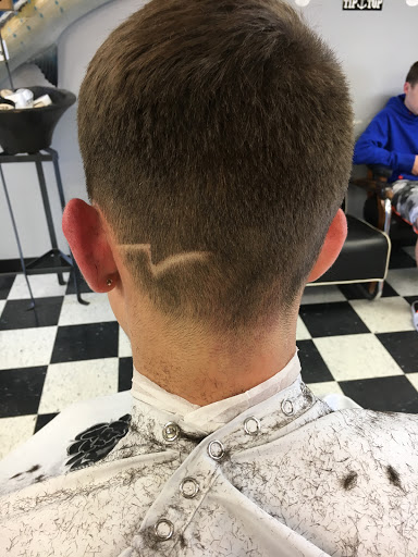 Barber Shop «Springboro Barber Shop», reviews and photos, 762 W Central Ave, Springboro, OH 45066, USA