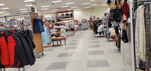 Department Store «T.J. Maxx & HomeGoods», reviews and photos, 80 S Tunnel Rd, Asheville, NC 28805, USA