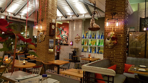 Ydria Cafe - Restaurant