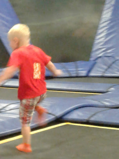 Amusement Center «Sky Zone Trampoline Park», reviews and photos, 11745 Commons Dr, Springdale, OH 45246, USA