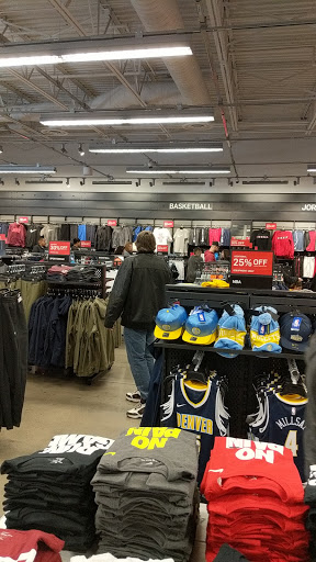 Sporting Goods Store «Nike Factory Store», reviews and photos, 5050 Factory Shops Blvd #905, Castle Rock, CO 80108, USA