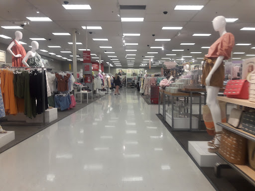 Department Store «Target», reviews and photos, 1800 E Rio Salado Pkwy #120, Tempe, AZ 85281, USA