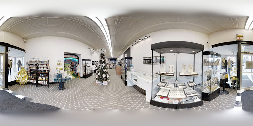 Clothing Store «PeachTree», reviews and photos, 129 W Columbus Ave, Bellefontaine, OH 43311, USA