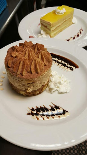 Seafood Restaurant «Eagles Nest Restaurant & Event Venue», reviews and photos, 2519 Mt Rose Ave, York, PA 17402, USA