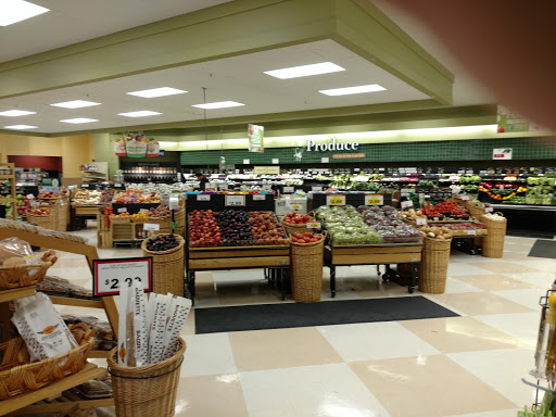 Grocery Store «Family Fare Supermarket», reviews and photos, 1415 Fulton St E, Grand Rapids, MI 49503, USA
