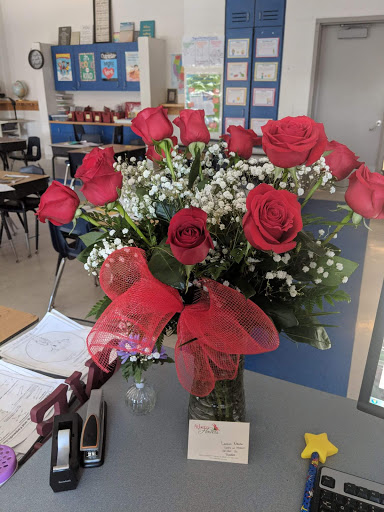 Florist «Athena Flowers», reviews and photos, 6039 W Addison St, Chicago, IL 60634, USA