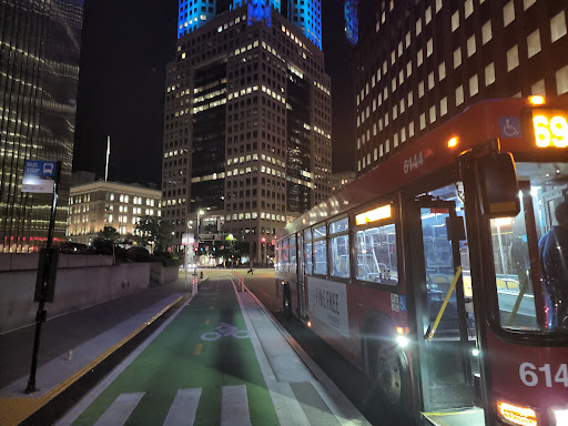 Shopping Mall «Fifth Avenue Place», reviews and photos, 201 Fifth Ave, Pittsburgh, PA 15222, USA