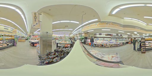 Grocery Store «Jewel-Osco», reviews and photos, 303 Holmes Ave, Clarendon Hills, IL 60514, USA