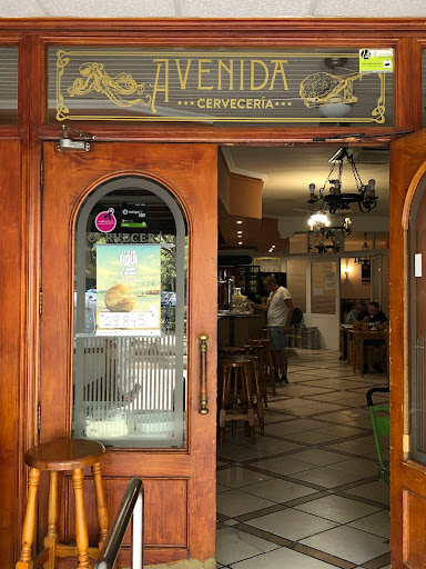Cervecería Avenida - Av. Hispanitat, 15, 03804 Alcoi, Alicante, España