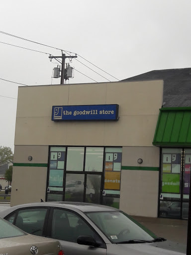 Thrift Store «Goodwill QUINCY», reviews and photos, 625 Southern Artery, Quincy, MA 02169, USA