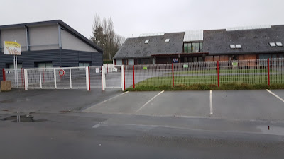 Ecole/groupe scolaire à Saint-Carreuc