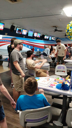 Bowling Alley «Liberty Lanes», reviews and photos, 11401 Starkey Rd, Largo, FL 33773, USA