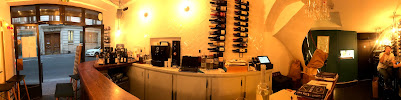 Atmosphère du Restaurant Wine Therapy Bar à Vins & Bistrot Paris 9 - n°17