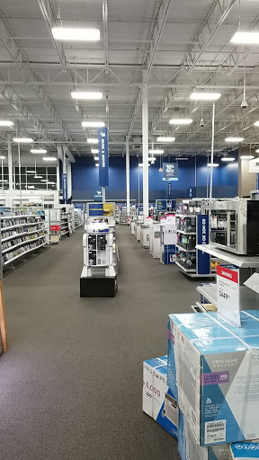 Best Buy in Waterford, Connecticut