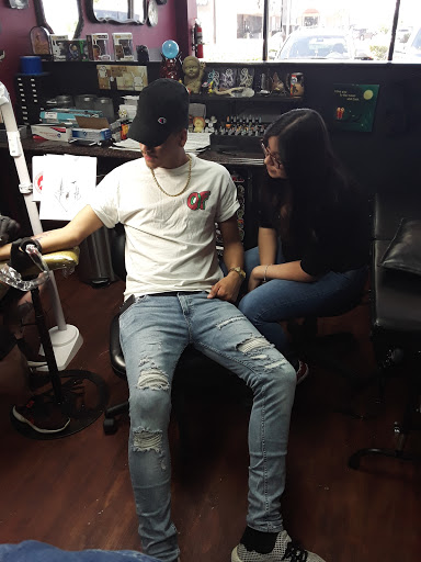 Body Piercing Shop «Scarlets Web Tattoo Boutique», reviews and photos, 6330 Spencer Hwy, Pasadena, TX 77505, USA