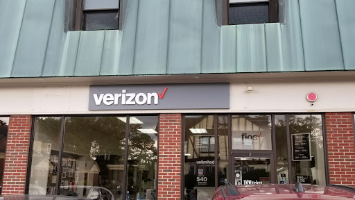 Cell Phone Store «Verizon Wireless and FiOS Retailer- Im Wireless - Andover», reviews and photos, 77 Main St, Andover, MA 01810, USA