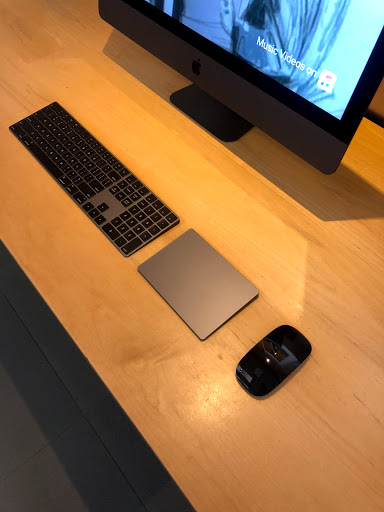 Computer Store «Apple Pasadena», reviews and photos, 54 W Colorado Blvd, Pasadena, CA 91105, USA