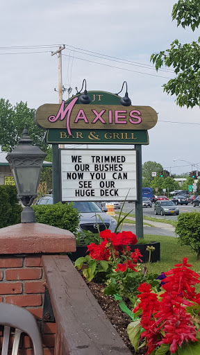 Bar & Grill «J T Maxies», reviews and photos, 240 Wolf Rd, Albany, NY 12205, USA