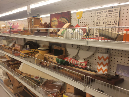 Thrift Store «Deseret Industries Thrift Store», reviews and photos, 10330 SE 82nd Ave, Happy Valley, OR 97086, USA