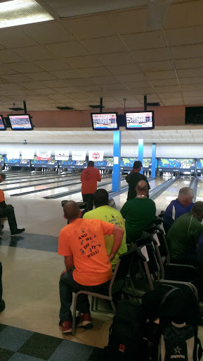 Bowling Alley «Oil Bowl Lanes», reviews and photos, 1102 W Cotton St, Longview, TX 75604, USA